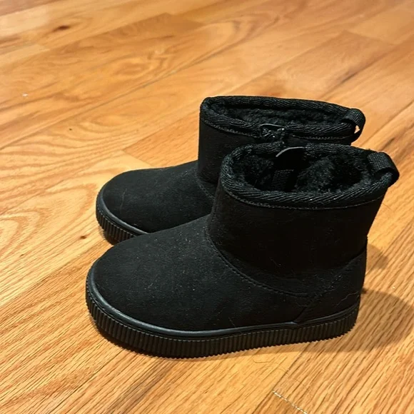 Cat & Jack Toddler Boots - Picture 1 of 3